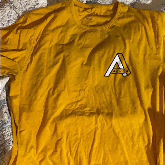 American Eagle Mustard Yellow Shirt - Picture 1 of 4